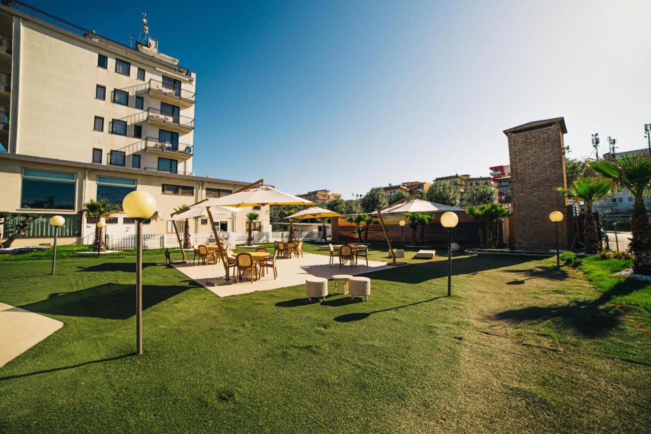 Hotel Park E Mobil Home Sottomarina Exterior foto